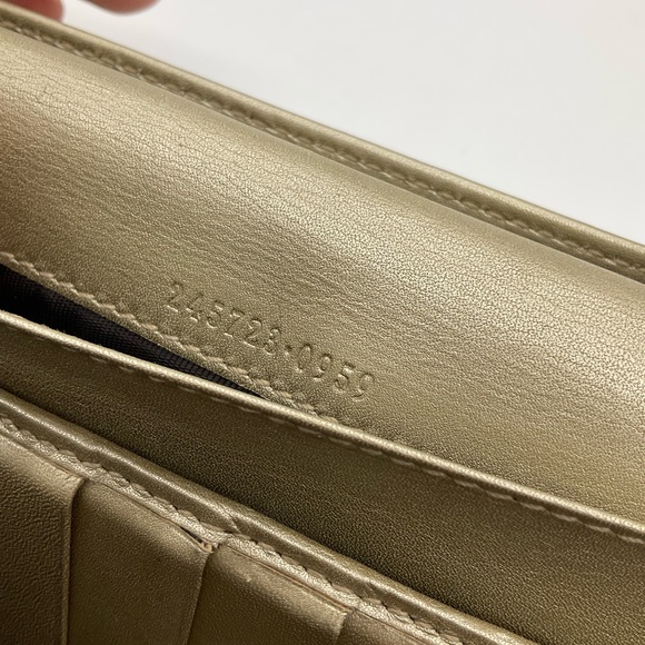 GUCCI LEATHER LONG WALLET - Picture 7 of 10